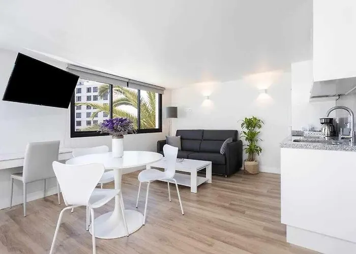 Apartment Sunnyland Martianez 5 *